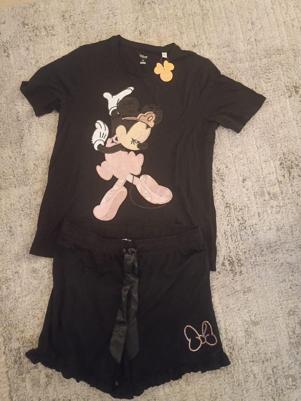 NWT Disney Black Minnie Mouse Short Pajama Set with Sequins